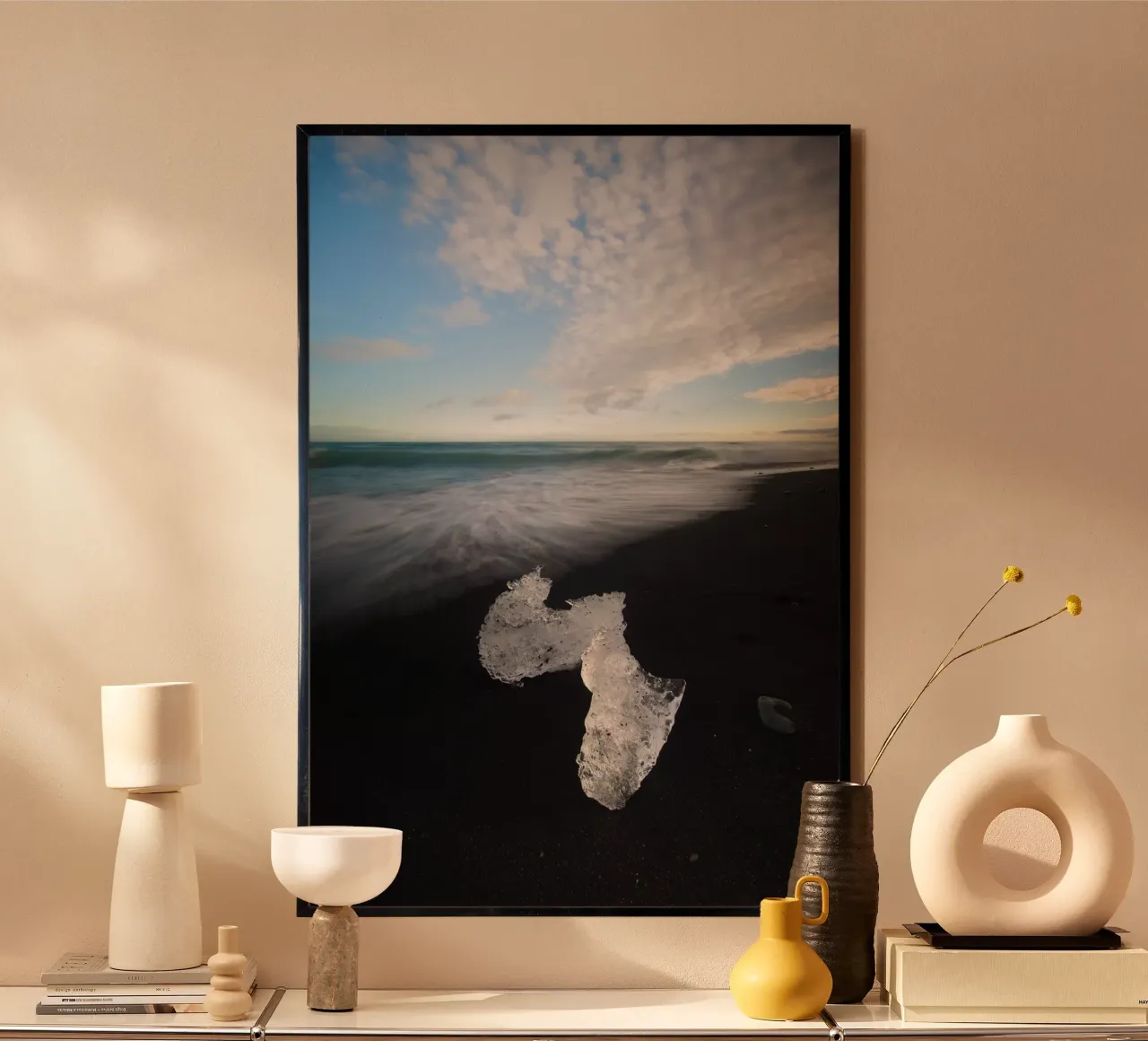 Eisblock am Strand Diamond Beach II Poster von Fjöllart
