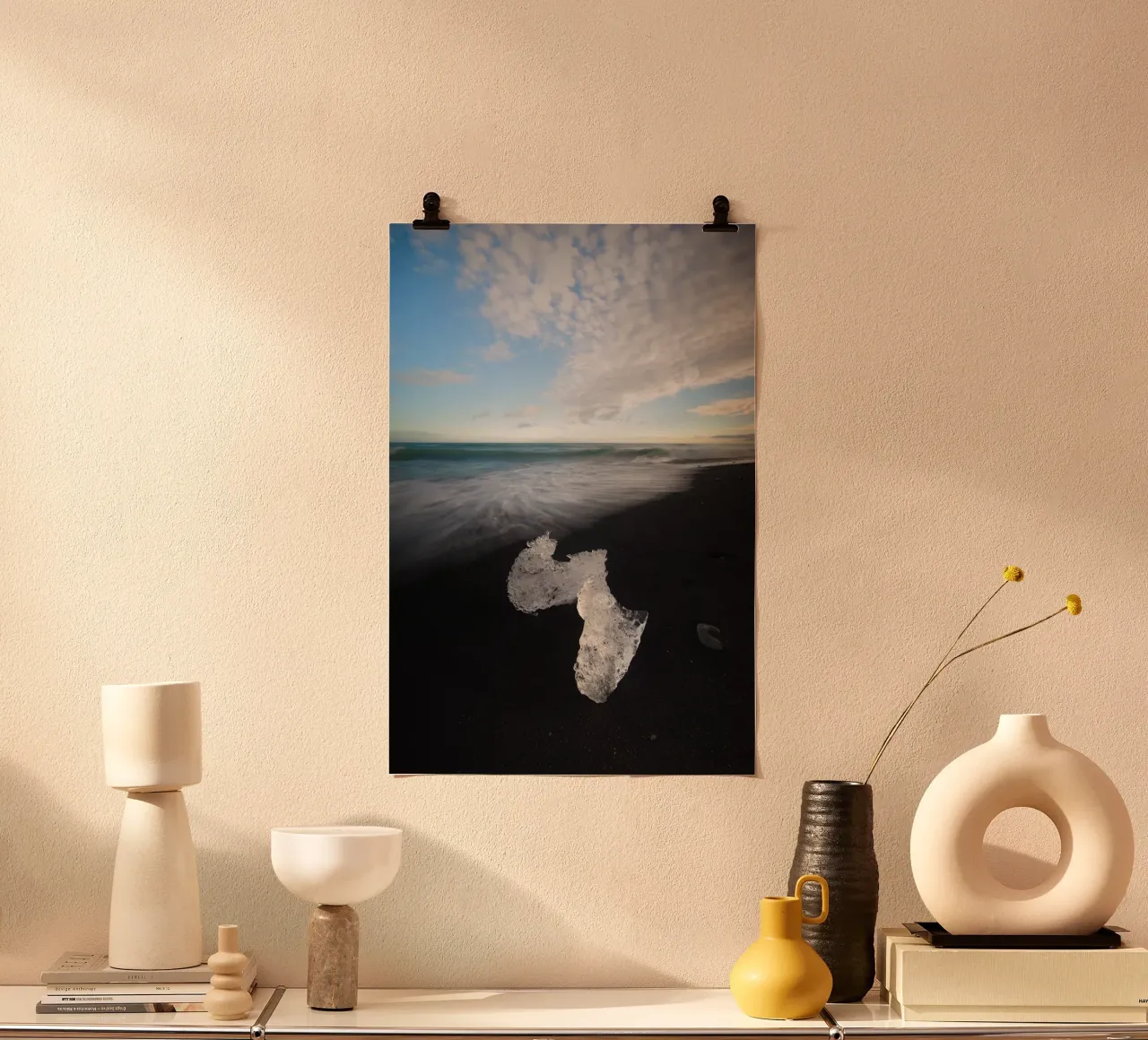 Eisblock am Strand Diamond Beach II Poster von Fjöllart