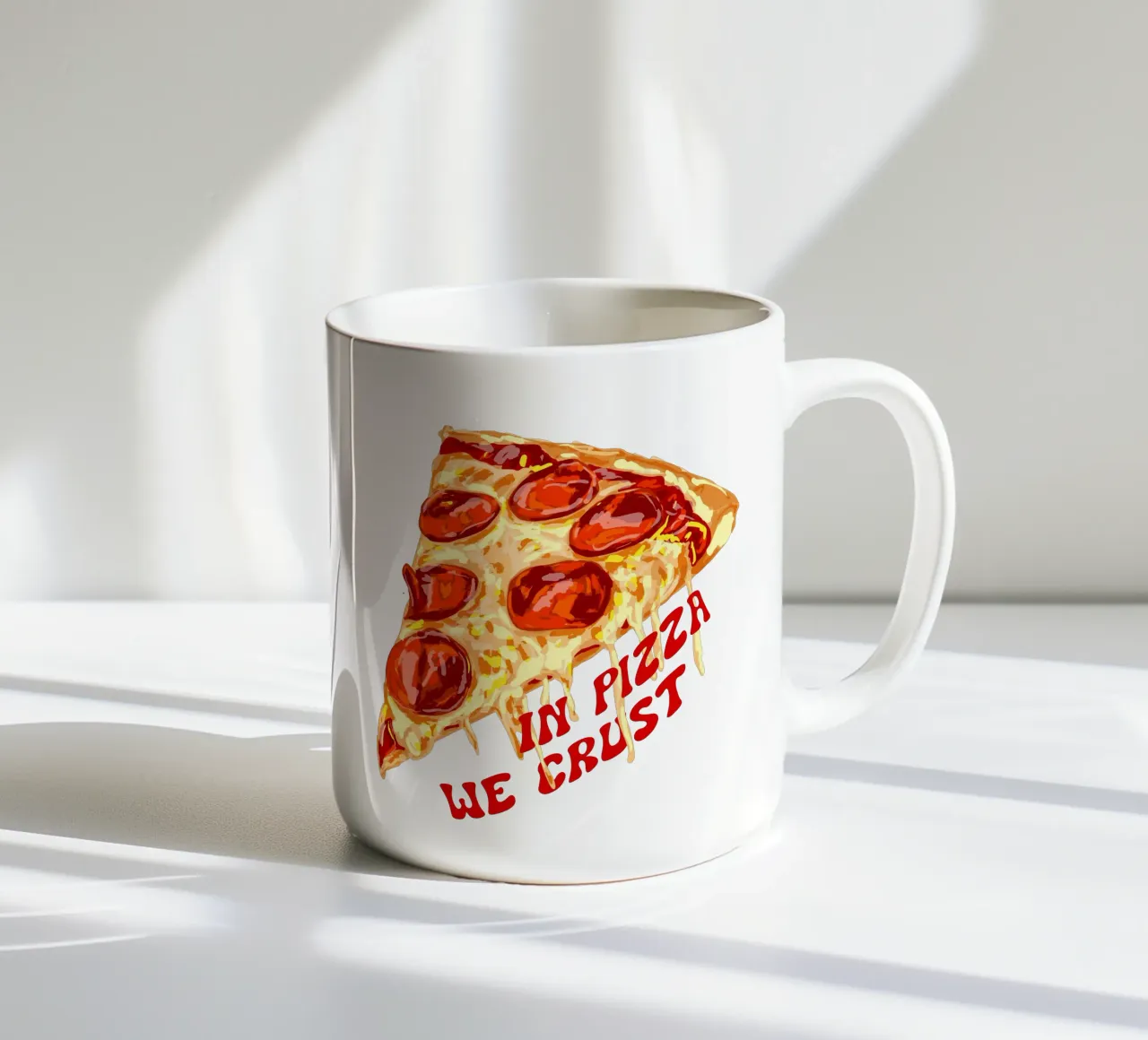 In Pizza We Crust - Pepperoni Slice tazza in ceramica da EDMPROJECT