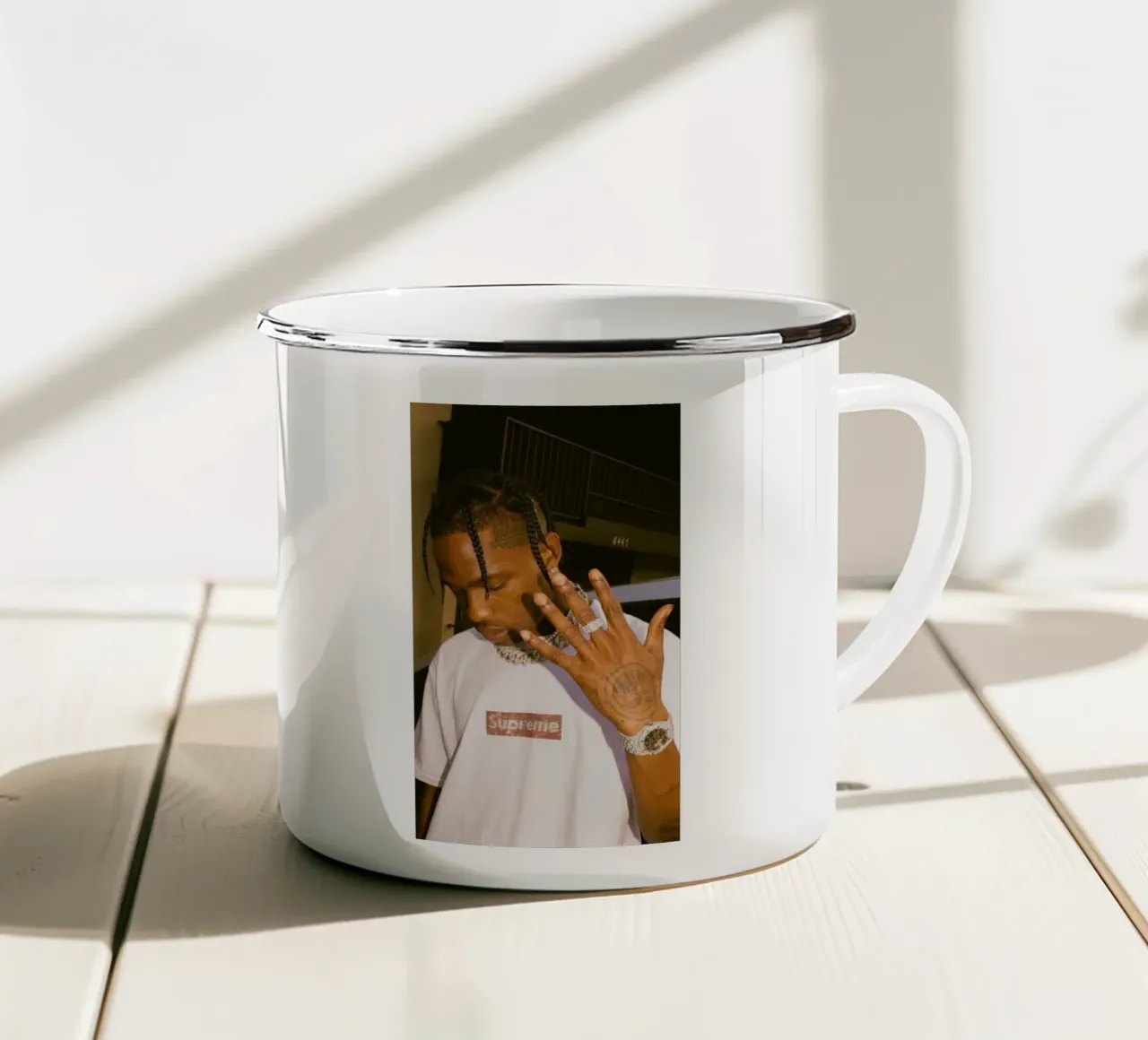 Five Finger Travis Scott Style Poster emaille mok van IGOR G