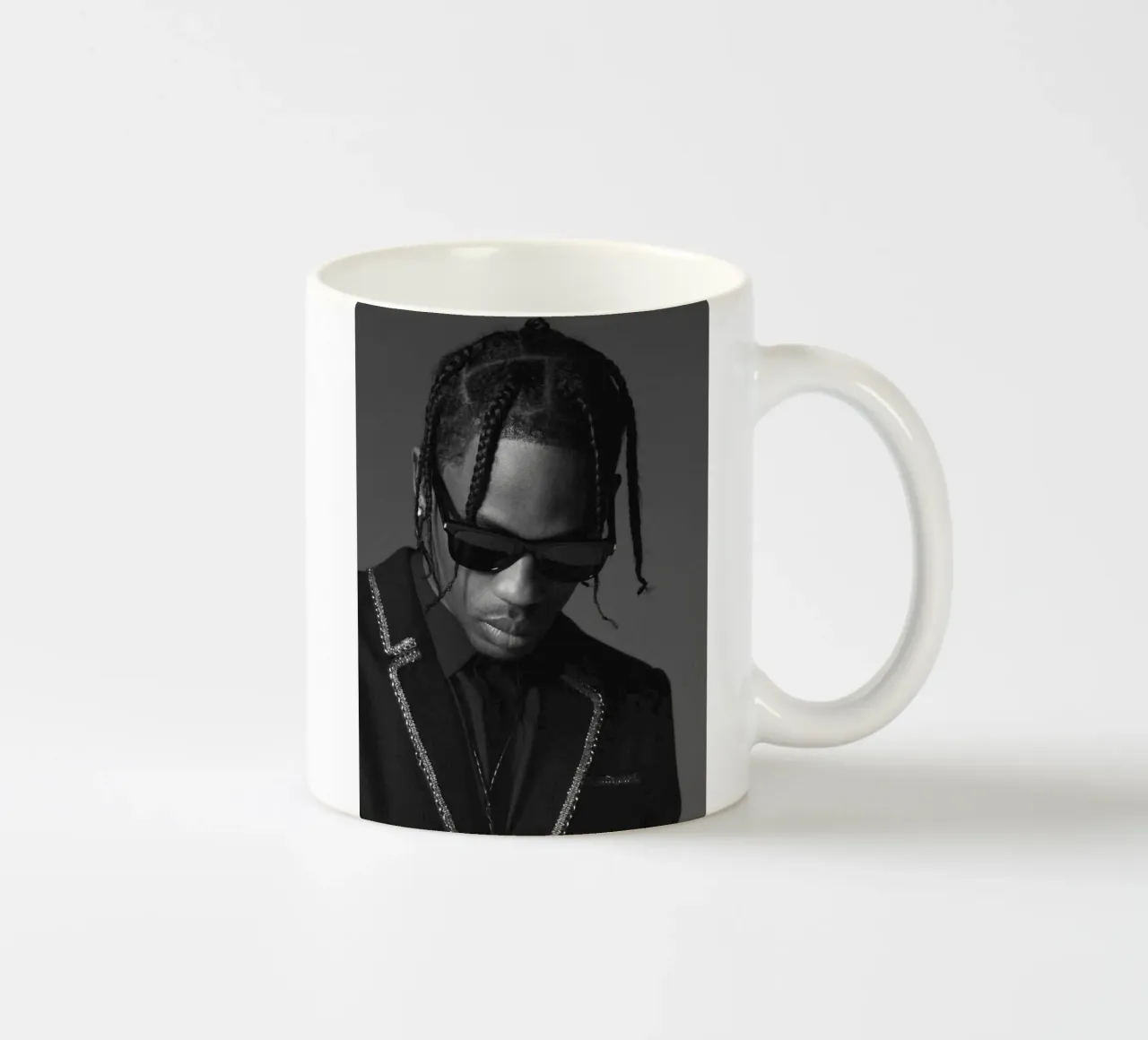 Black And White Formal Style From Travis Scott Poster tazza in ceramica da IGOR G