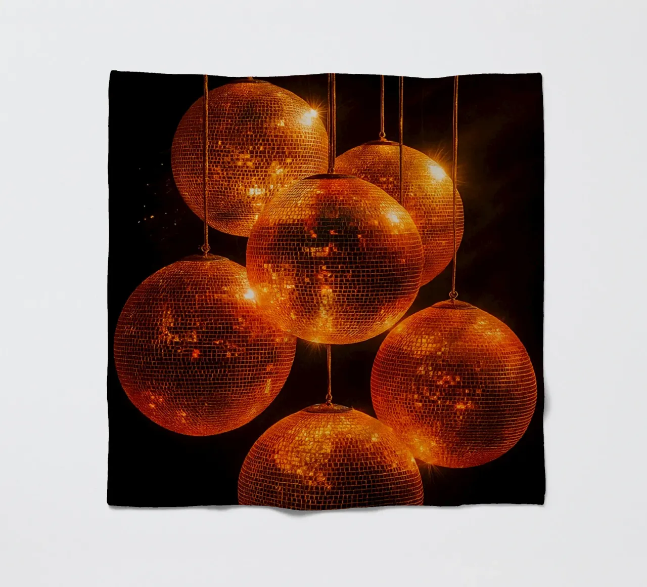 lampada a sfera da discoteca coperta in pile da tamarind