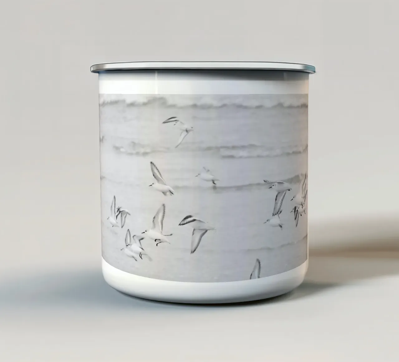 Uccelli marini in volo tazza in smalto da Fjöllart