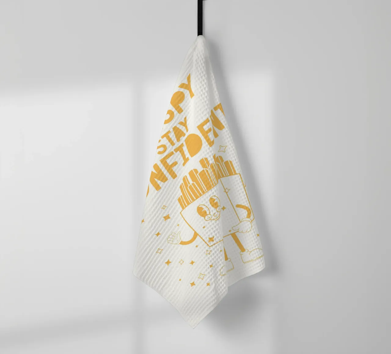 Retro French Character Stay Crispy Stay Confident Jaune Blanc torchon de Studio Frances M