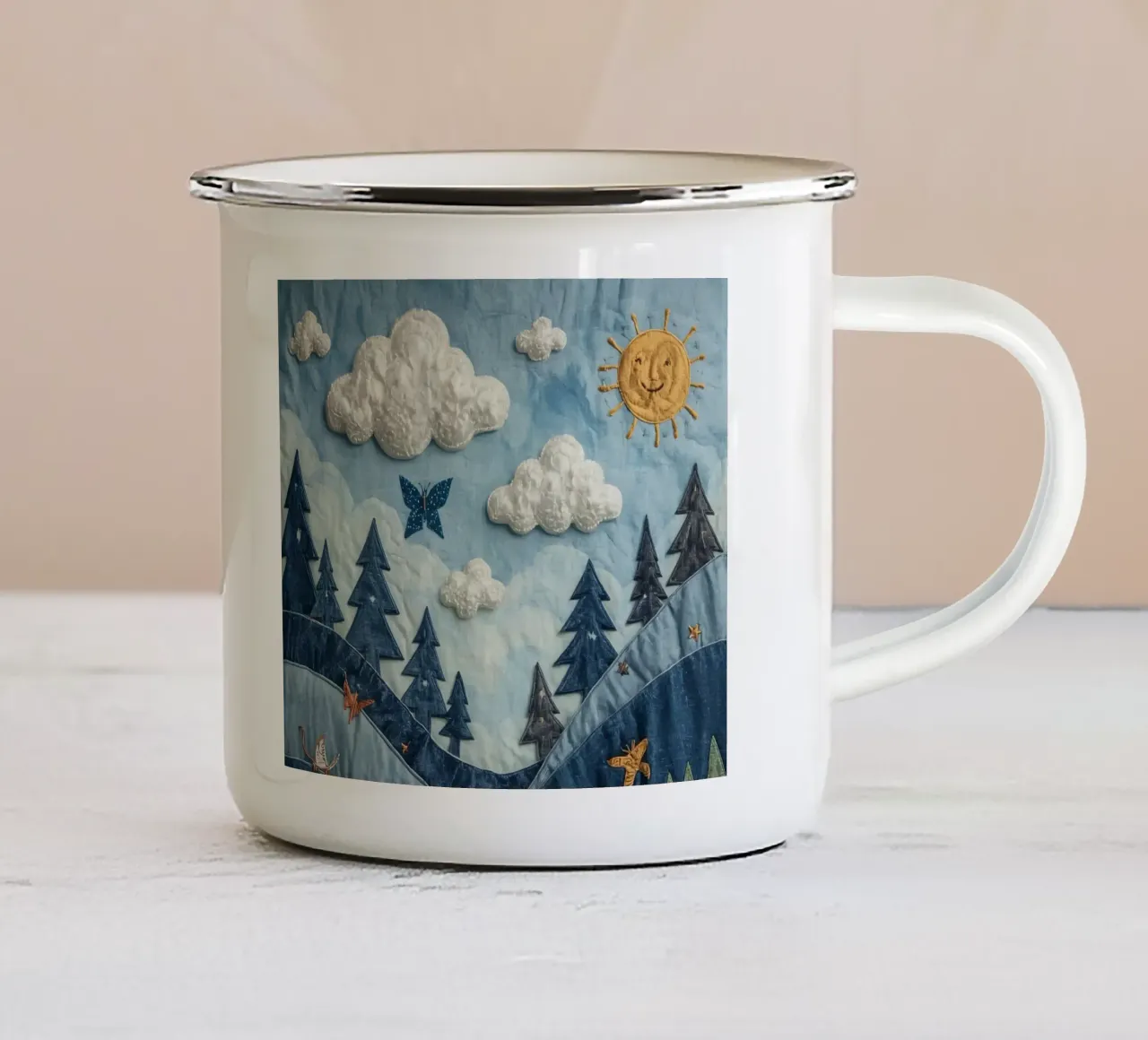 Paesaggio trapuntato con corpi celesti e animali selvatici tazza in smalto da DesignDoodle