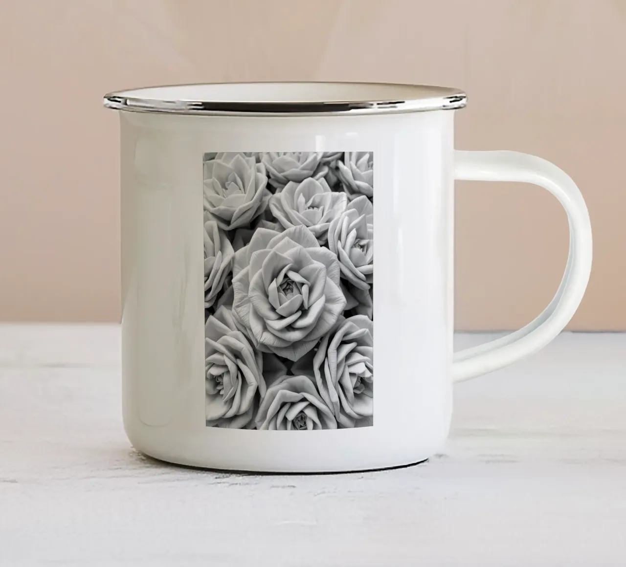 Opulenza monocromatica tazza in smalto da Artistic-shop