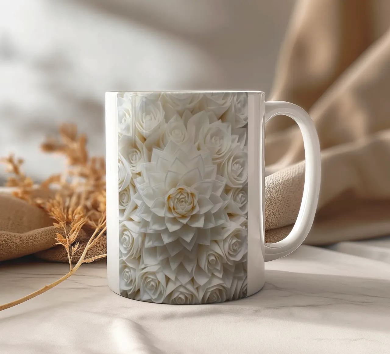 Rose bianche serene: Una composizione floreale delicata e senza tempo tazza in ceramica da Artistic-shop