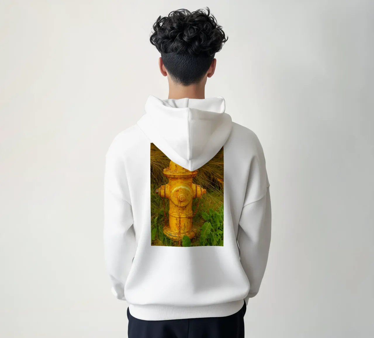 vecchio idrante arrugginito felpa con cappuccio da tamarind