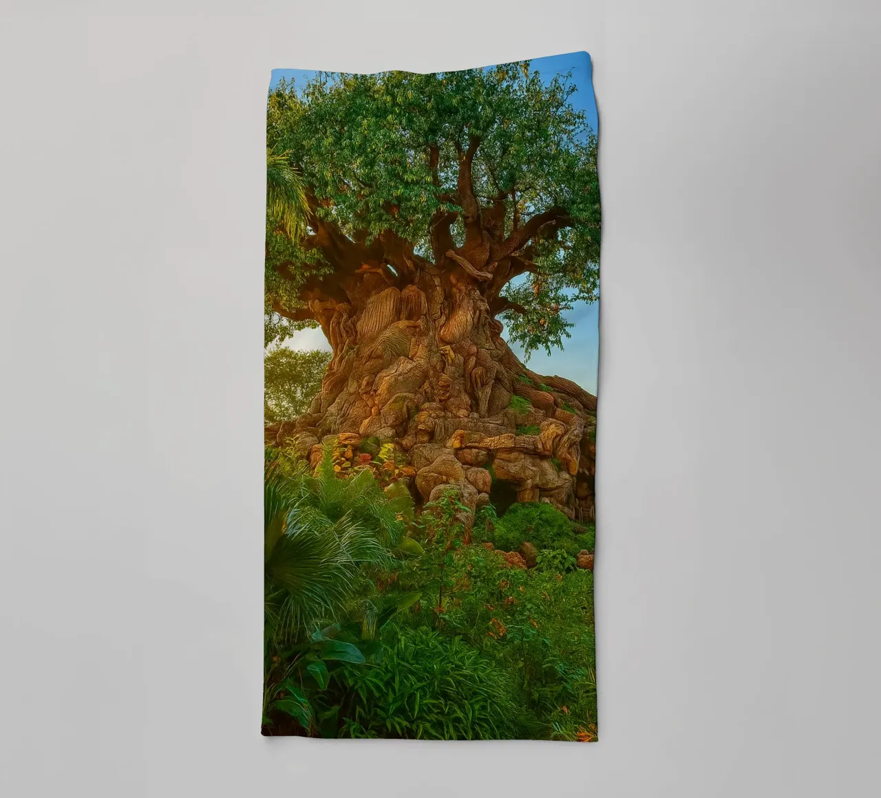 vecchio albero nella foresta asciugamano da bagno da tamarind