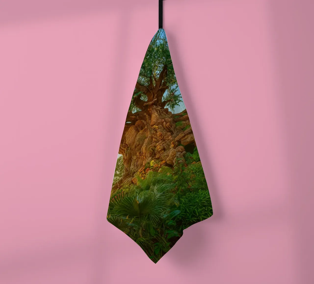 vecchio albero nella foresta canovaccio da cucina da tamarind