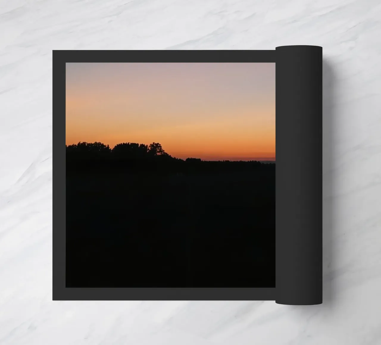 Silhouette di un paesaggio al crepuscolo zerbino da DesignDoodle