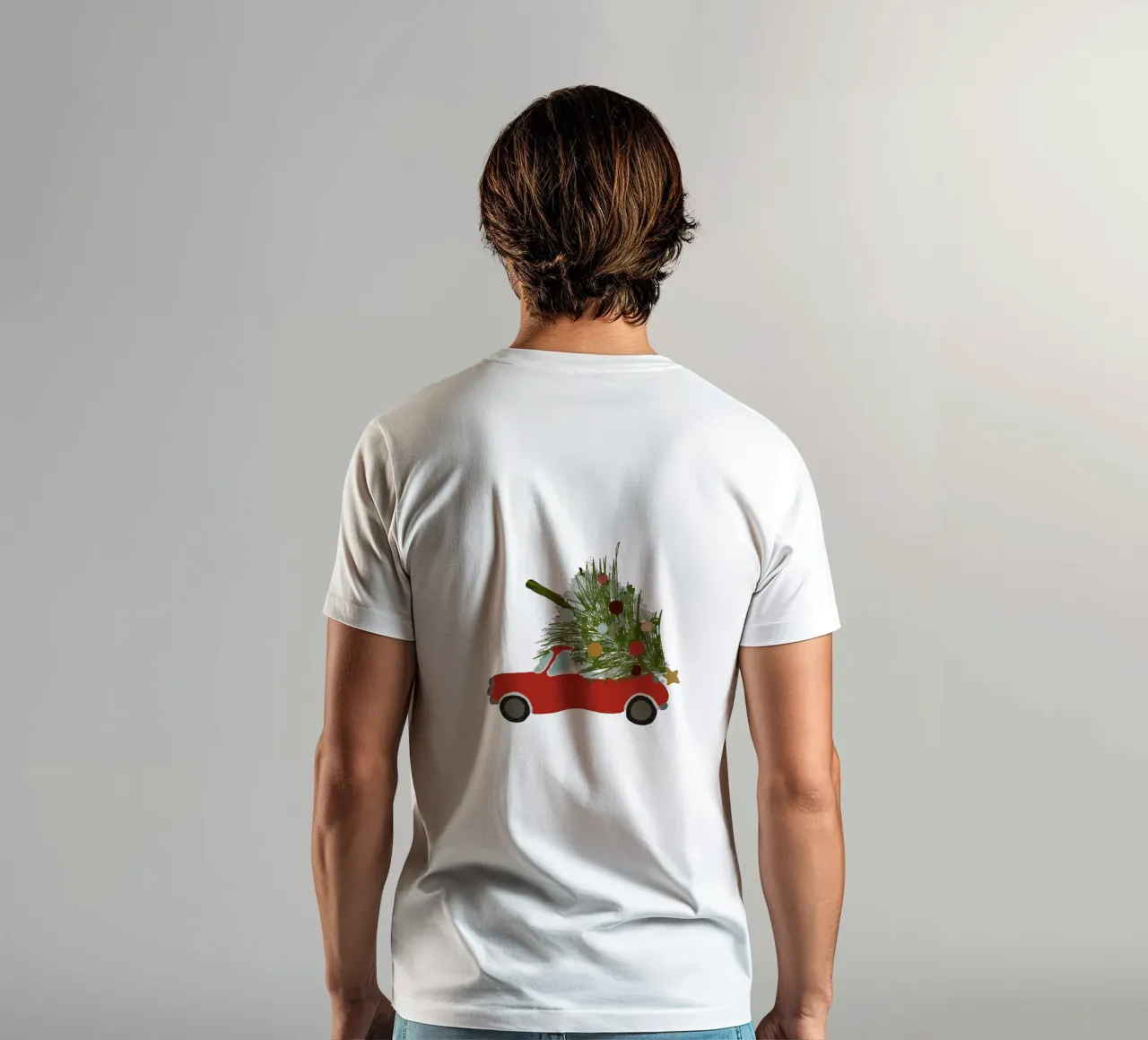 Auto natalizia retrò con albero di Natale sul tetto Rosso t-shirt da Alisa Knöß