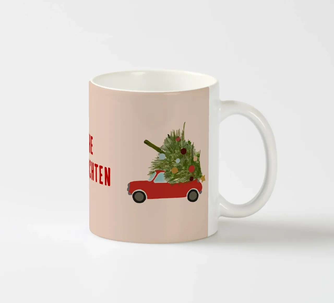Auto natalizia retrò con albero di Natale sul tetto Rosso tazza in ceramica da Alisa Knöß