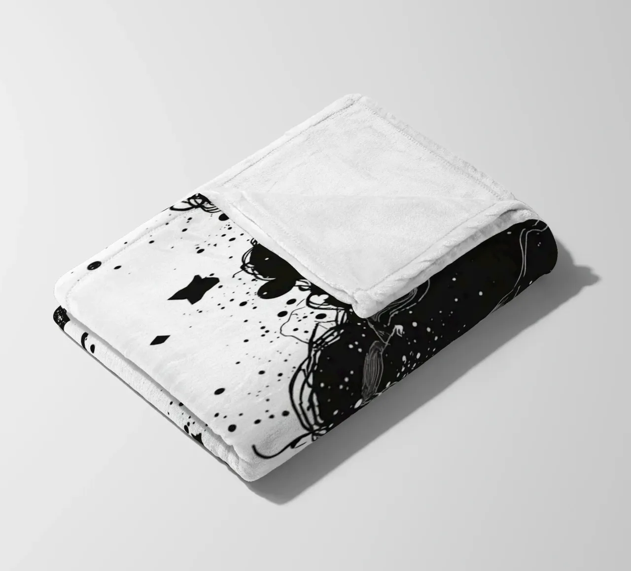 Silhouette sul bordo della scogliera con forme celestiali astratte coperta in pile da DesignDoodle