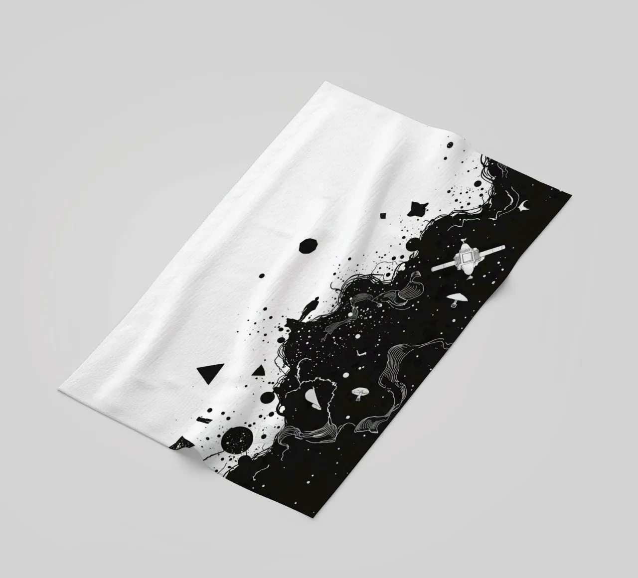 Silhouette sul bordo della scogliera con forme celestiali astratte telo mare da DesignDoodle