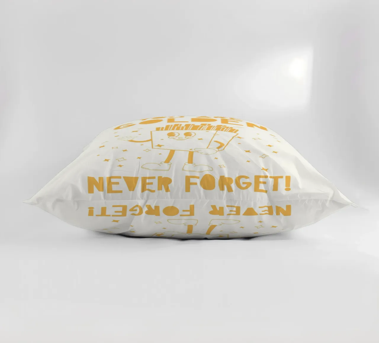 Retro Pommes Caractère You Are Golden Never Forget Jaune Blanc coussin de Studio Frances M