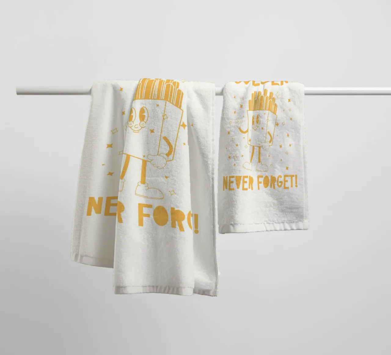 Retro Pommes Charakter You Are Golden Never Forget Gelb Weiß Handtuch von Studio Frances M