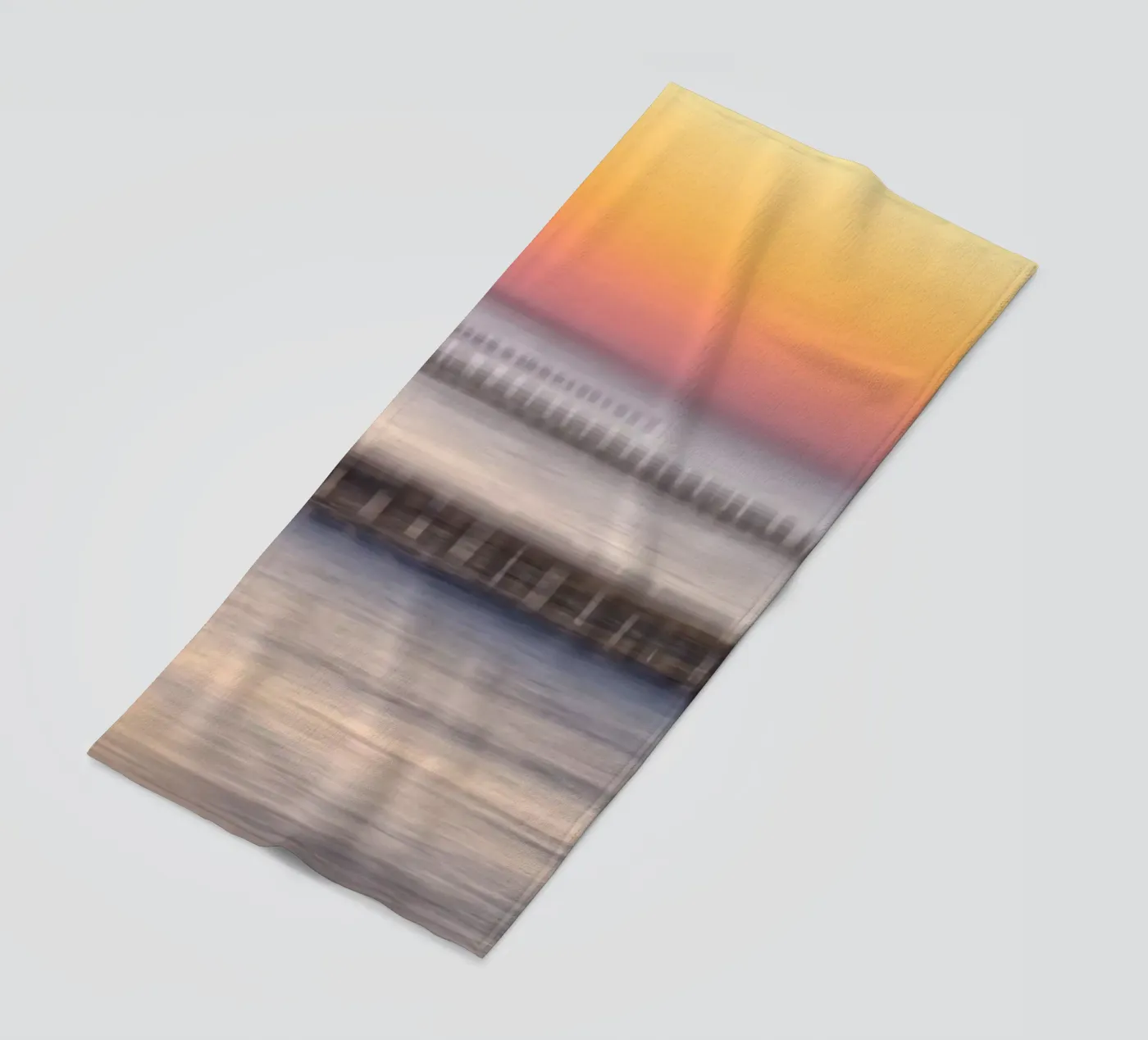 Abstract sunset Strandtuch von Fjöllart