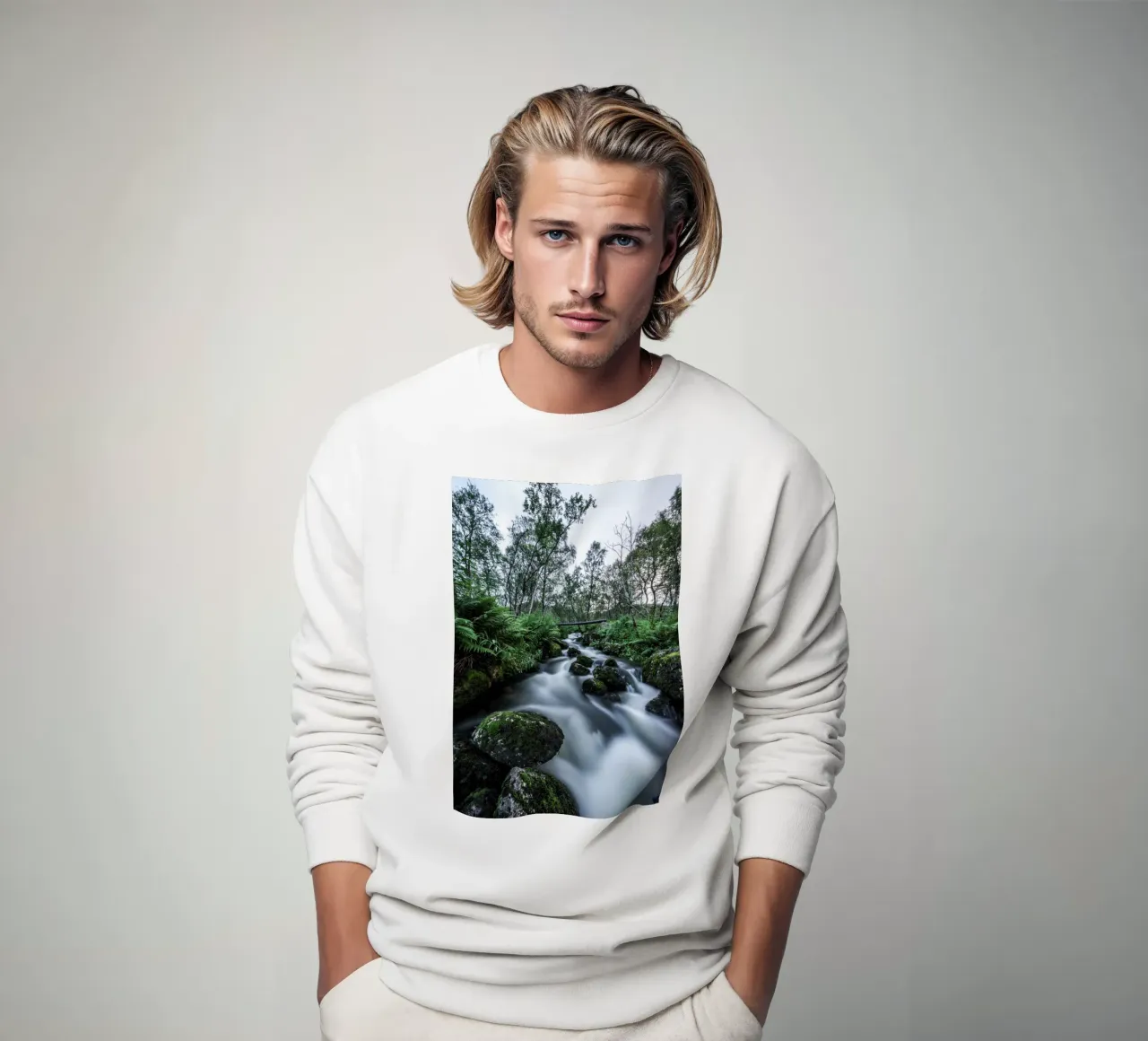 Raging Stream on the Lofoten Islands felpa da Fjöllart