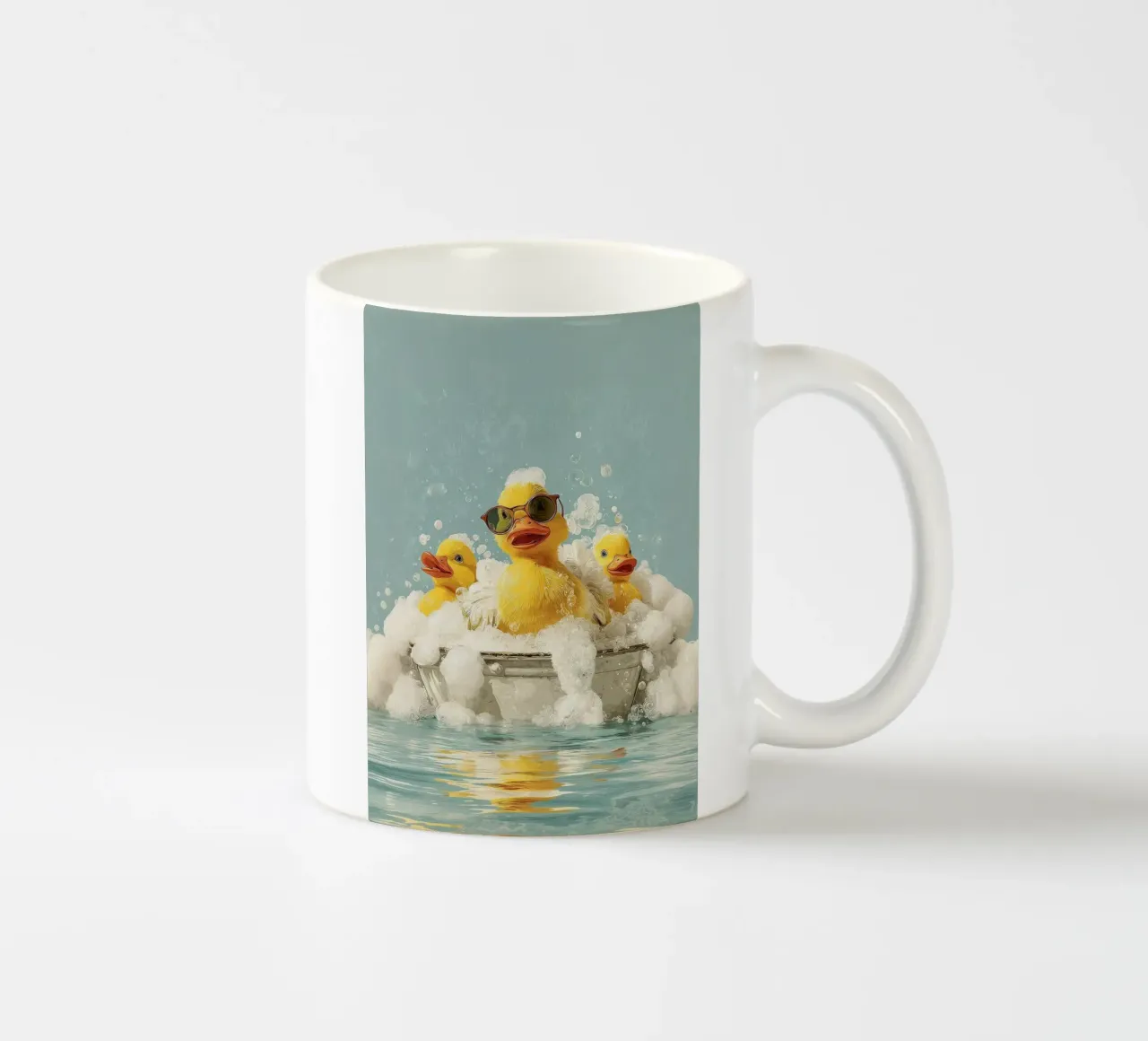 Duck Squad Soak - Retro Bubble Bath Vibes Keramik Tasse von HARU HARU
