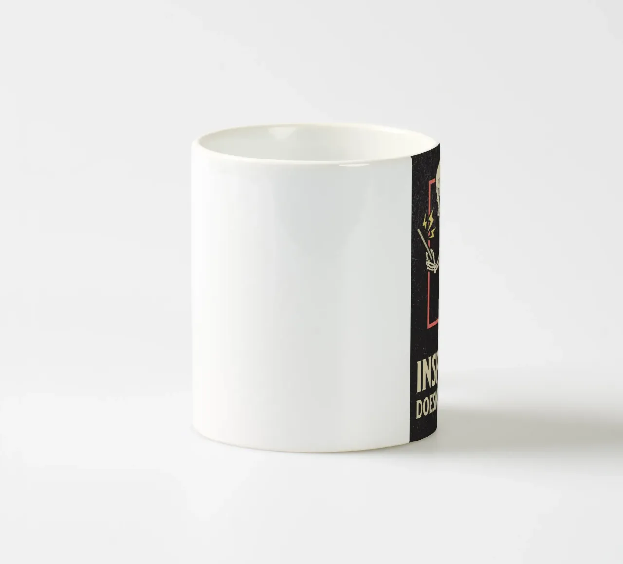 Funny Skeleton Sitting On The Toilet Inspiration Doesn't Com mug en céramique de HARU HARU