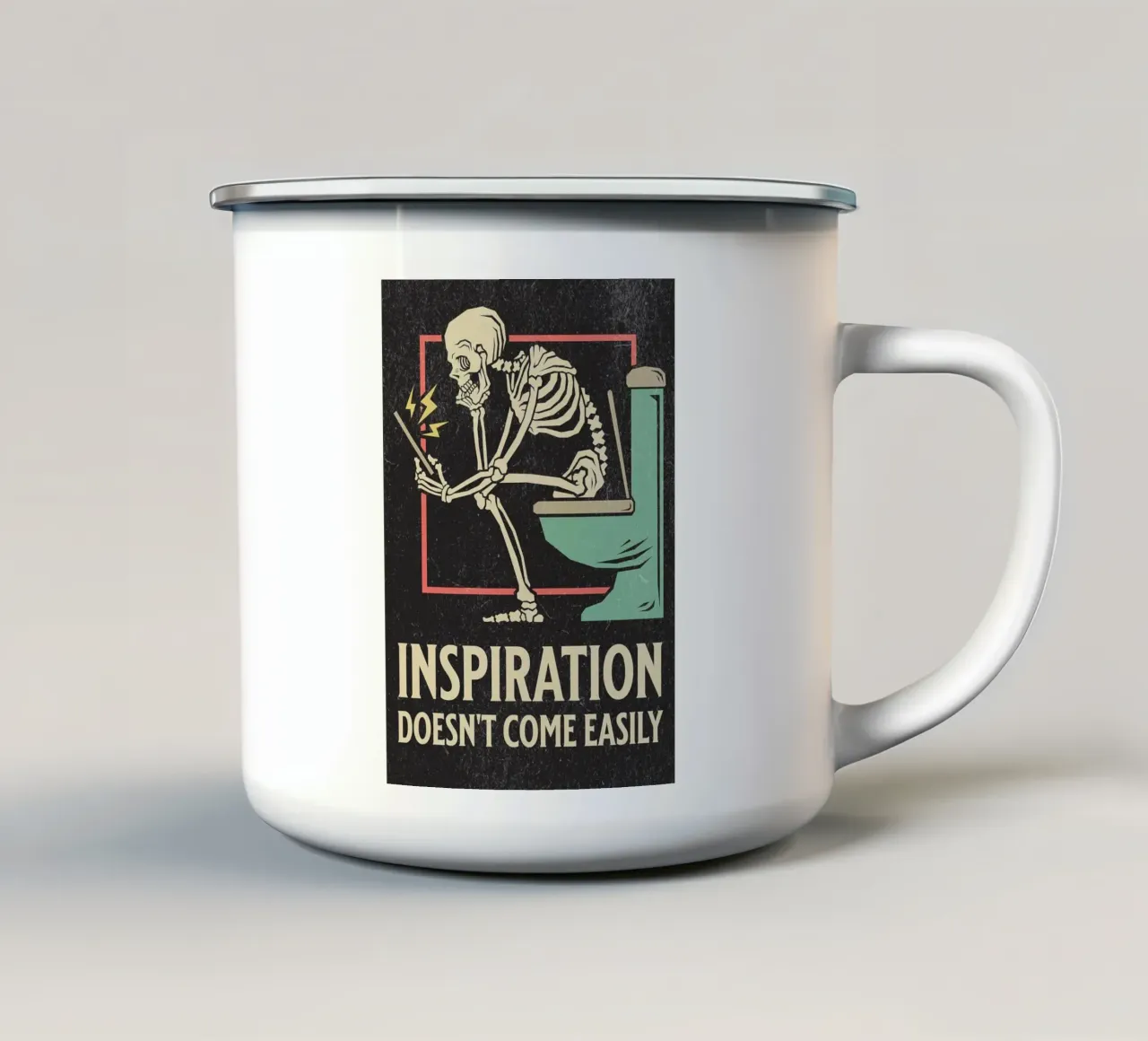 Funny Skeleton Sitting On The Toilet Inspiration Doesn't Com mug en émail de HARU HARU