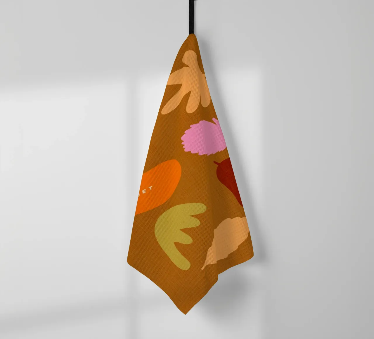 Machen wir es uns gemütlich - Herbstliche Retro-Blätter & Ernte-Icons Geschirrtuch von Dominique Vari