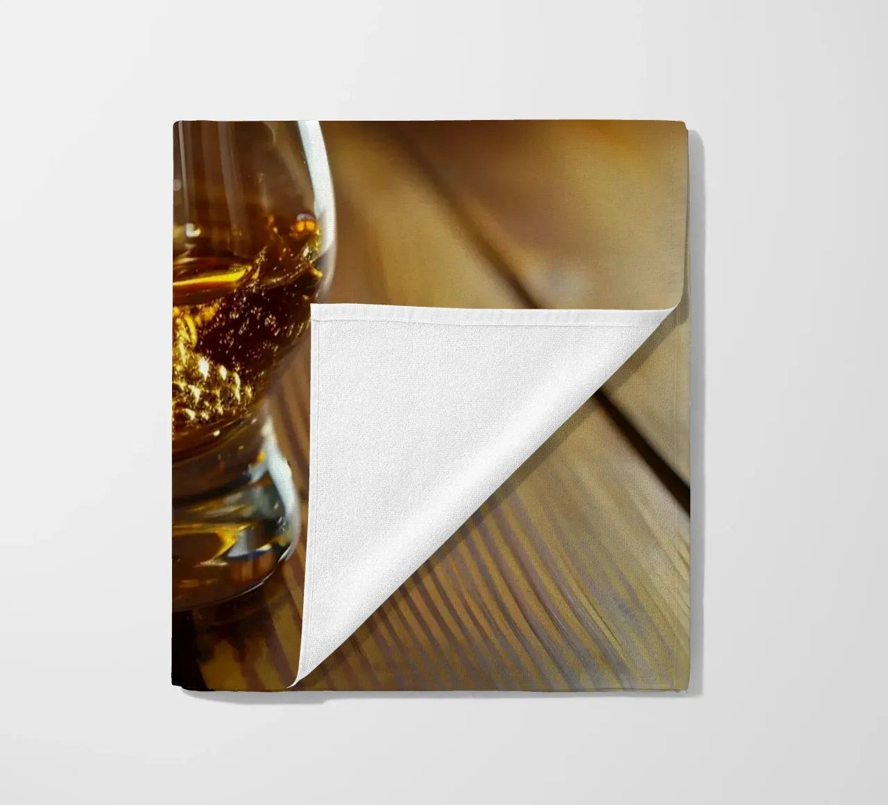 È tempo di whisky telo mare da M-Ulrich-Digital Art