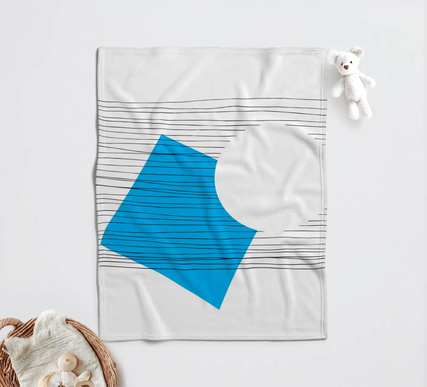 Negative Geometry Fleecedecke von Kim Hubball Studio