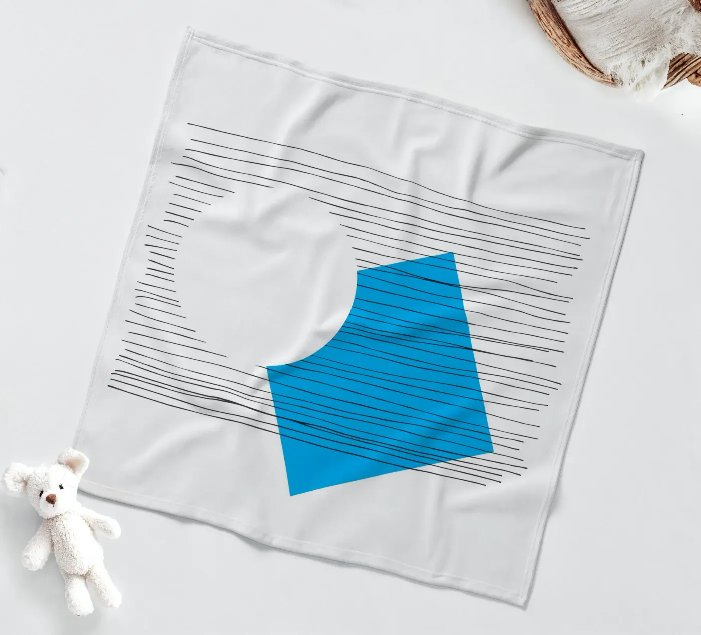 Negative Geometry Fleecedecke von Kim Hubball Studio