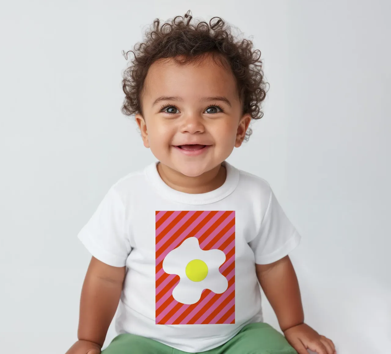 Egg Retro Line Strip maglietta neonato da galihstudio