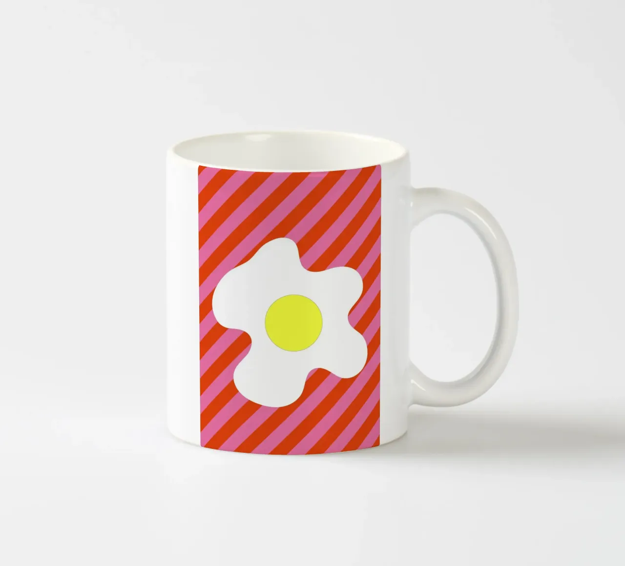Egg Retro Line Strip tazza in ceramica da galihstudio