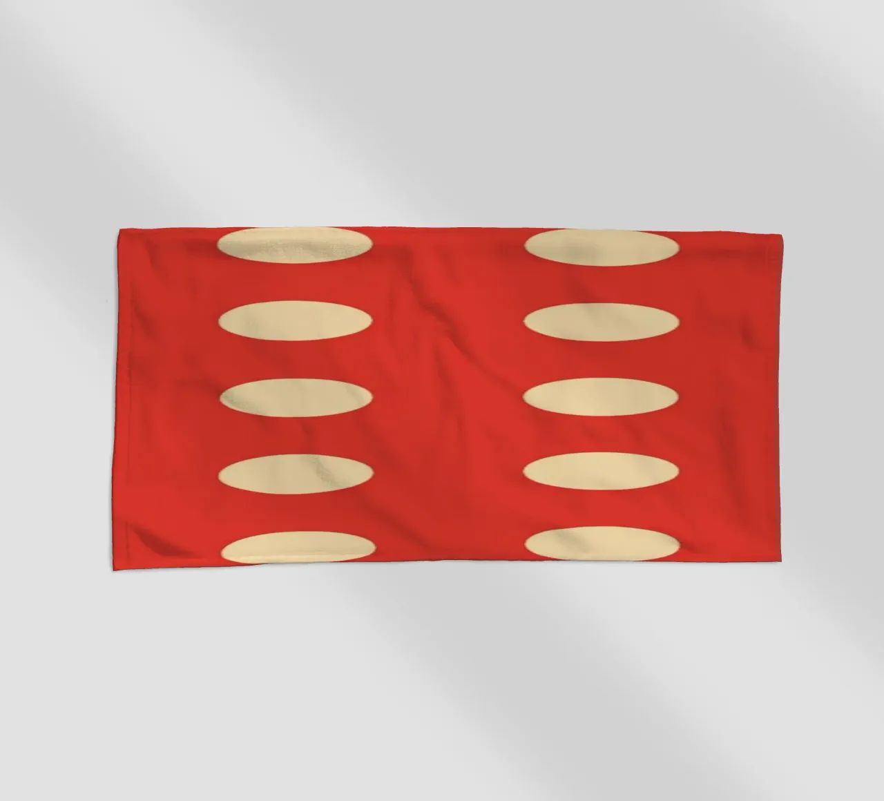Polkadot rosso telo mare da galihstudio