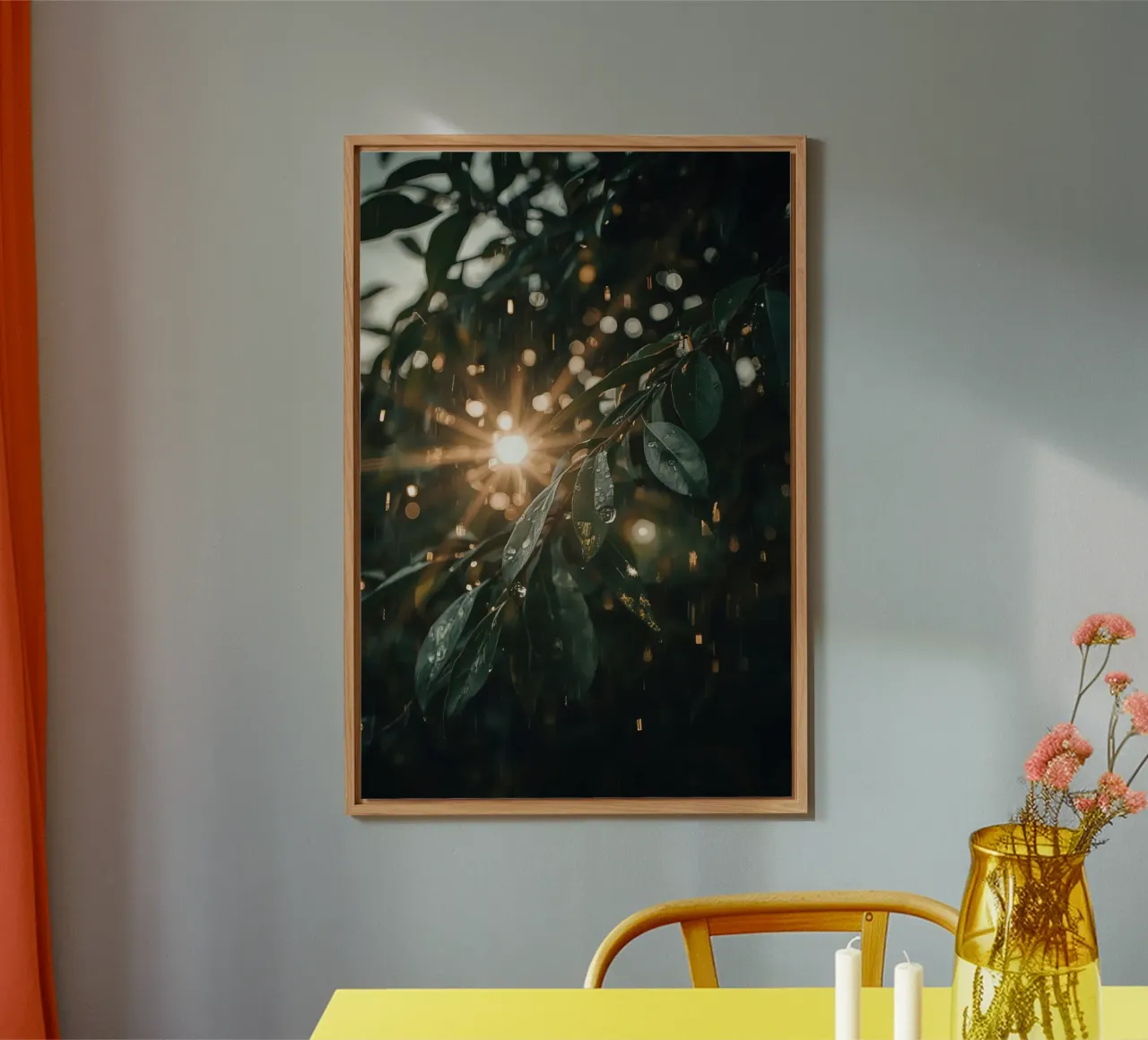 Luce solare e pioggia sulle foglie verde scuro alluminio dibond da DesignDoodle