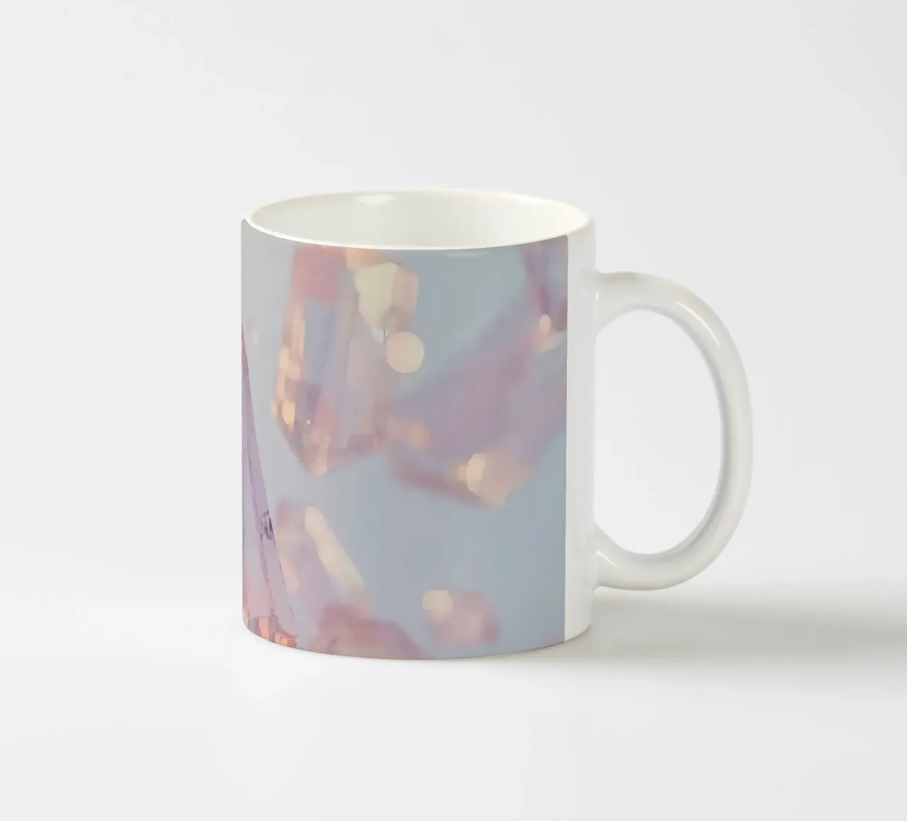 Cristalli trasparenti rosati tazza in ceramica da DesignDoodle