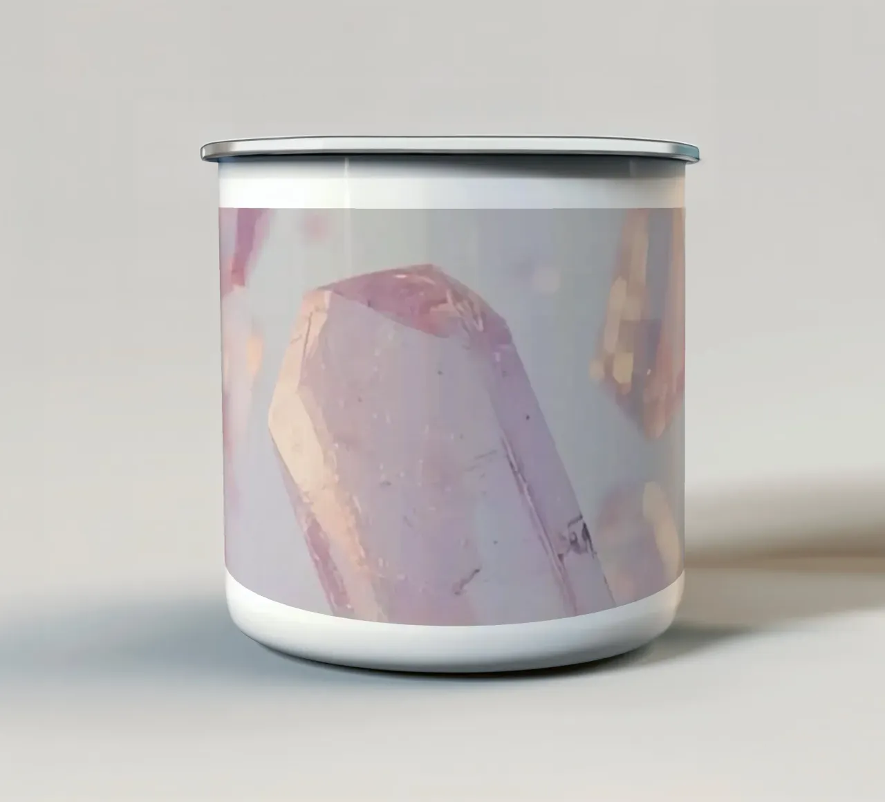 Cristalli trasparenti rosati tazza in smalto da DesignDoodle