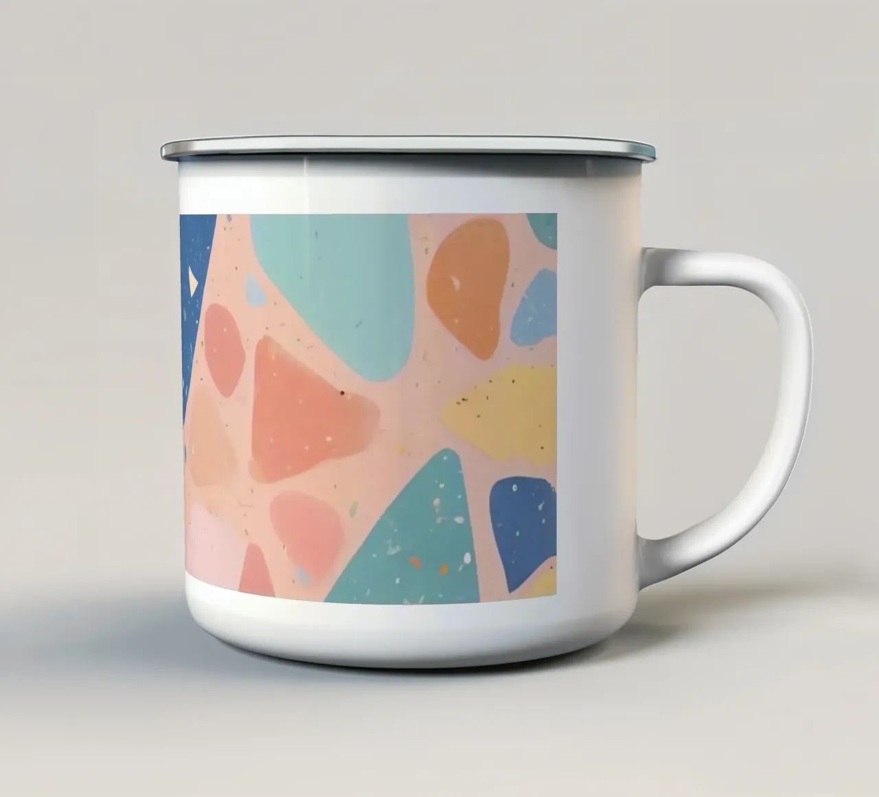 Motivo Terrazzo con forme pastello e cuore blu tazza in smalto da DesignDoodle