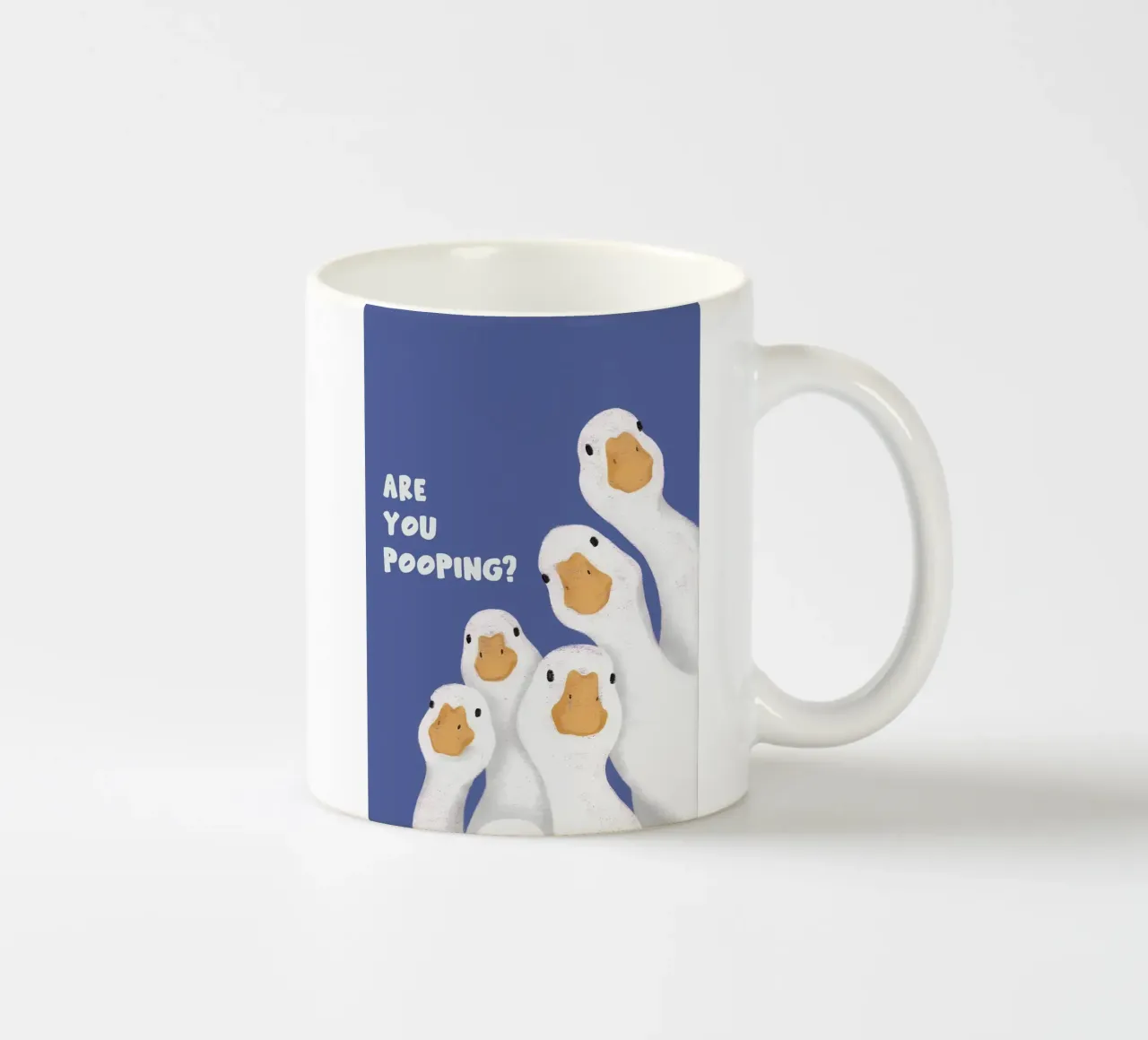 Are You Pooping_ Illustrazione dell'oca tazza in ceramica da apple crumble