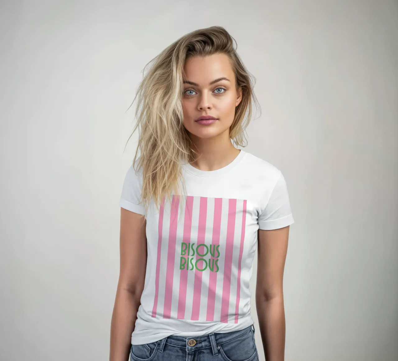 Bisous Bisous a strisce bianche e rosa t-shirt da donna da apple crumble
