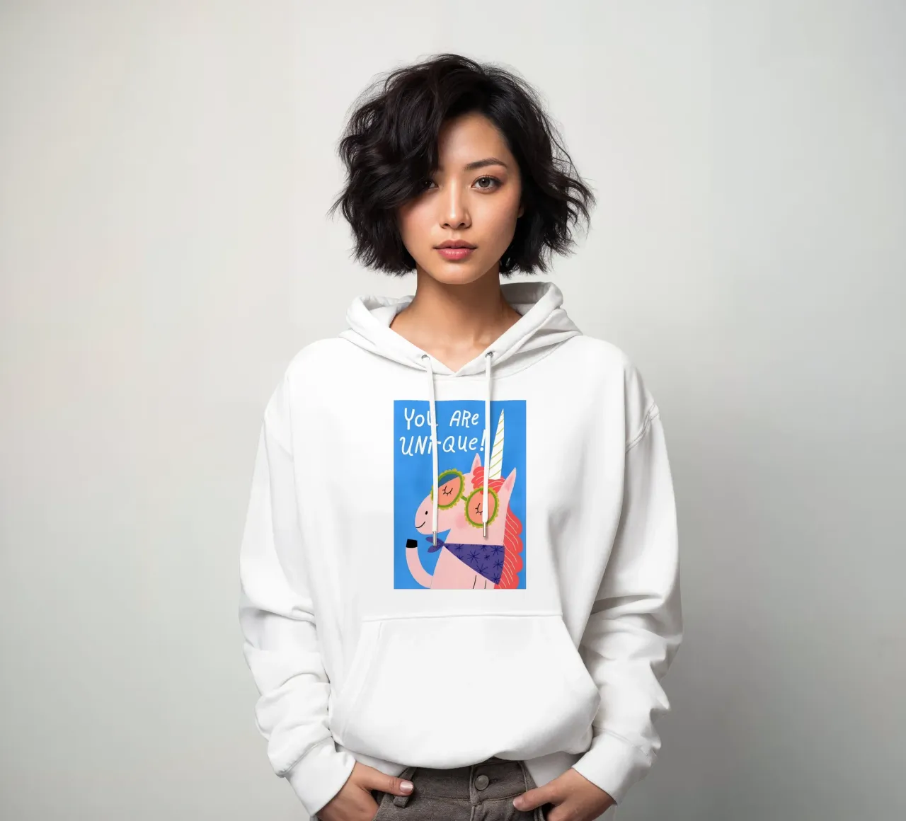 Ilustración única de unicornio con gafas sudadera con capucha de kakaka