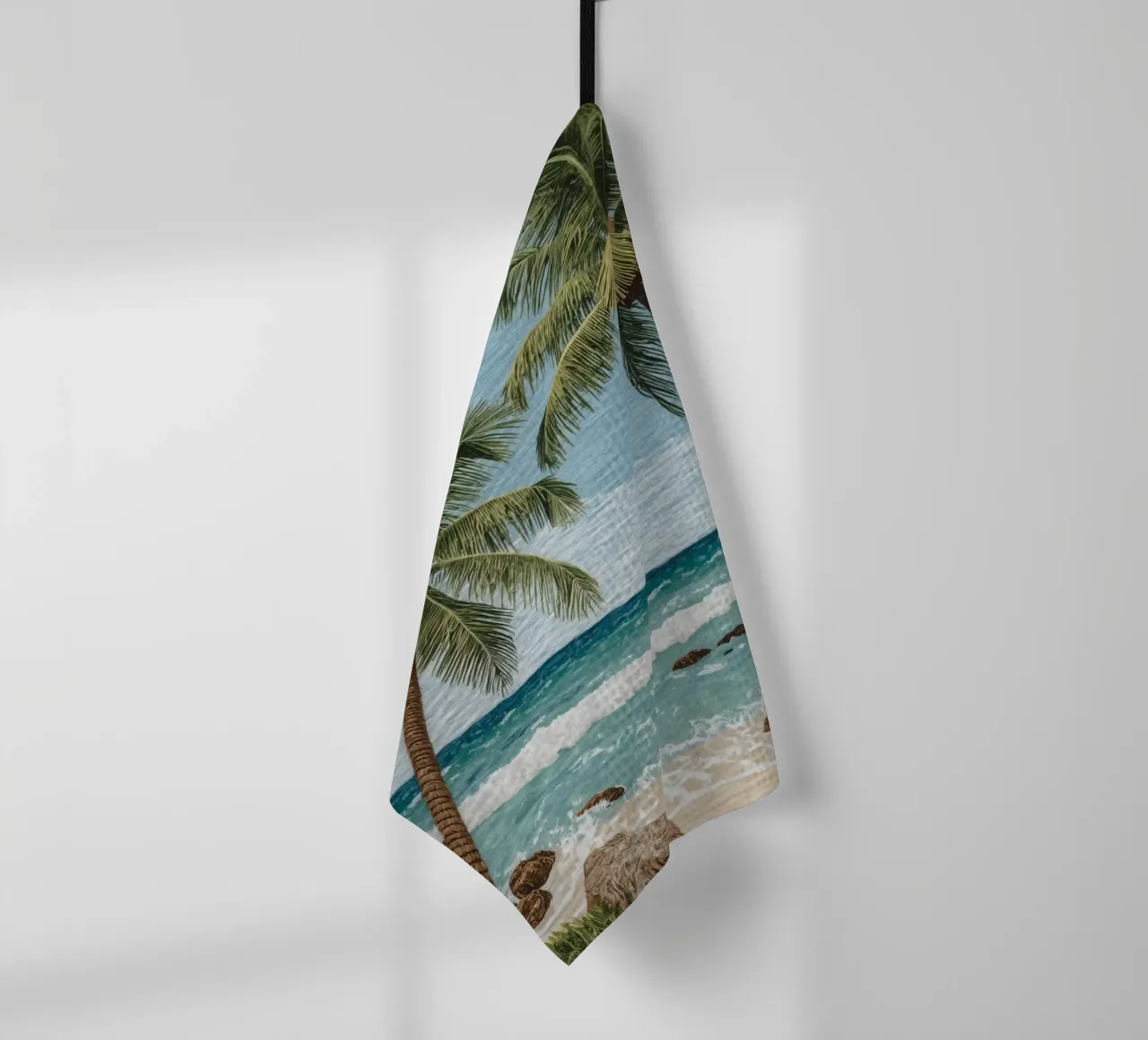 Spiaggia tropicale con palme e onde dell'oceano canovaccio da cucina da DesignDoodle