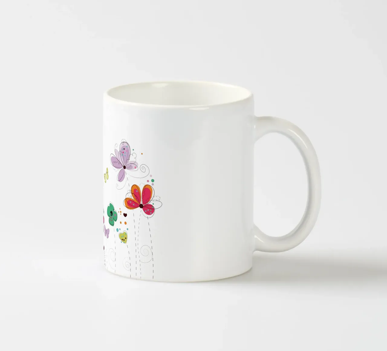 Primavera, fiori colorati a scarabocchio tazza in ceramica da gulsengunel