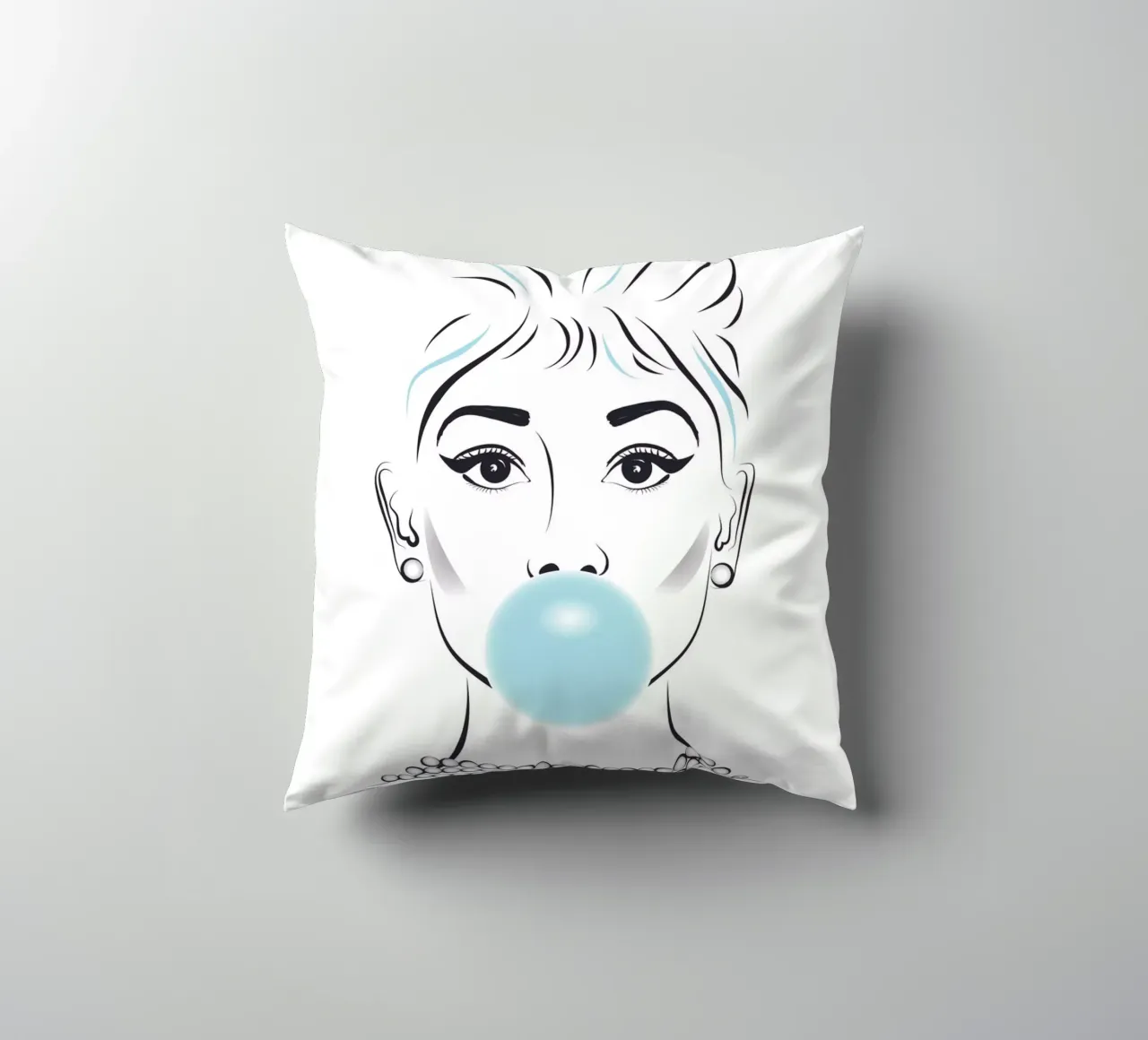 Ritratto di Audrey Hepburn con gomma da masticare cuscino da Martina