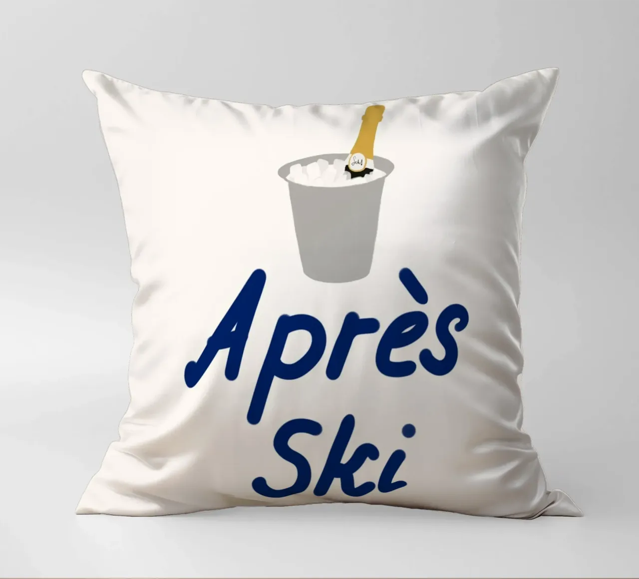 Raffreddatore di champagne per l'apres ski cuscino da Sophie Augustin Illustration