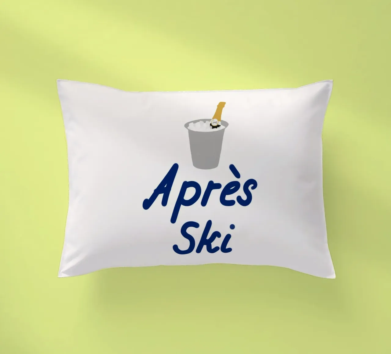 Raffreddatore di champagne per l'apres ski cuscino da Sophie Augustin Illustration