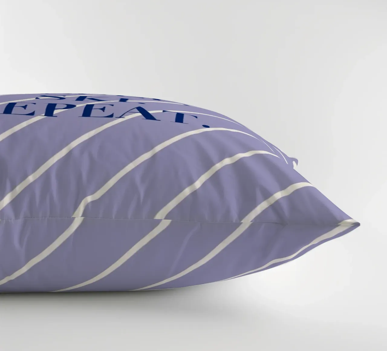 Eat. Sleep. Ski. Repeat. cuscino da Sophie Augustin Illustration