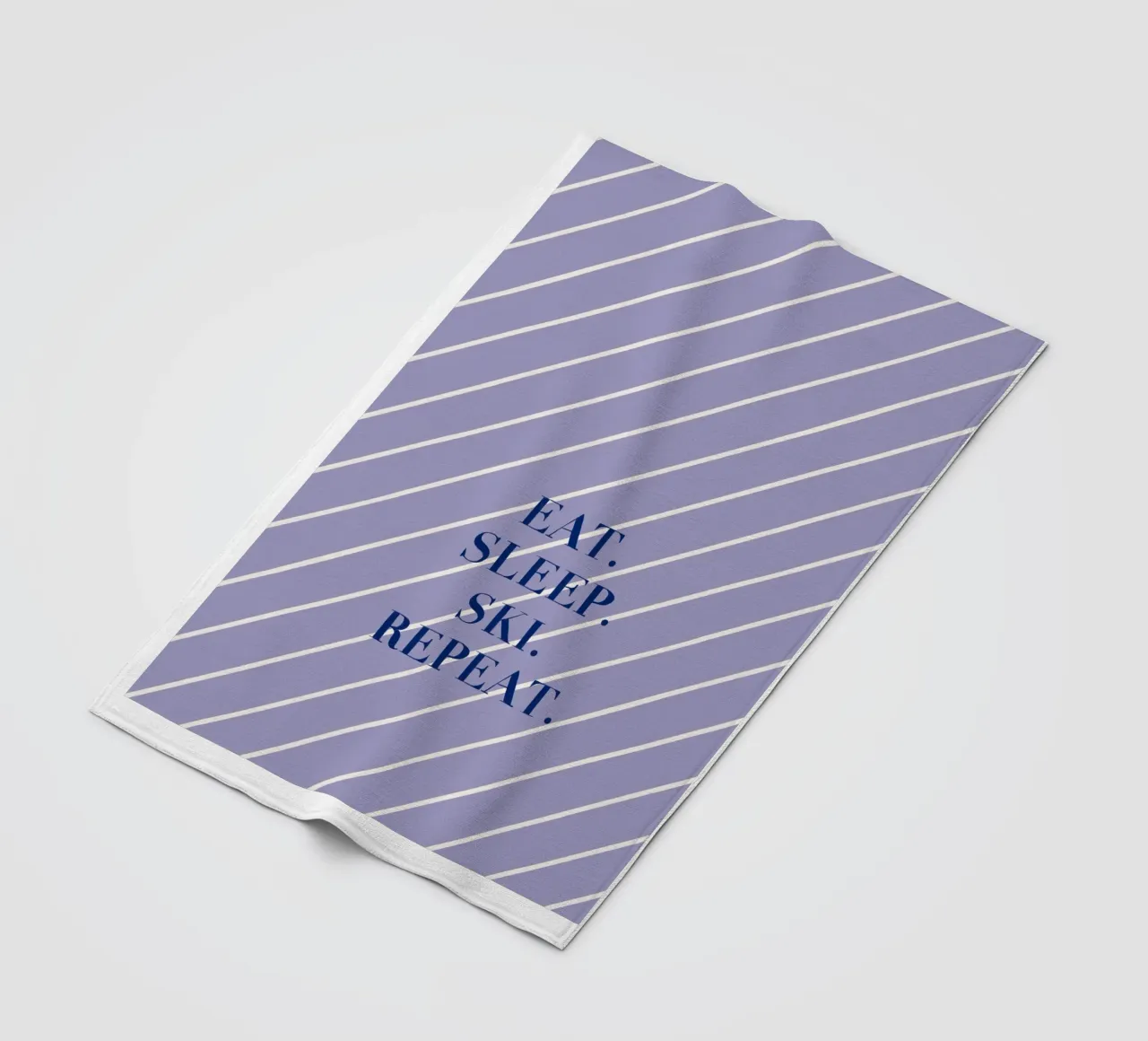 Eat. Sleep. Ski. Repeat. coperta in pile da Sophie Augustin Illustration