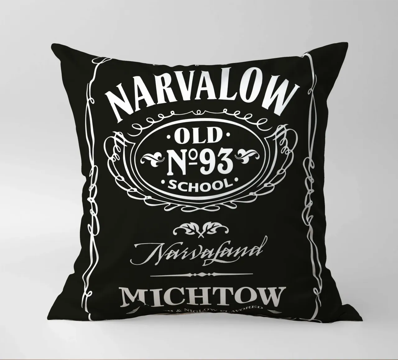 The Narvalow CLub cuscino da Tamsen Design