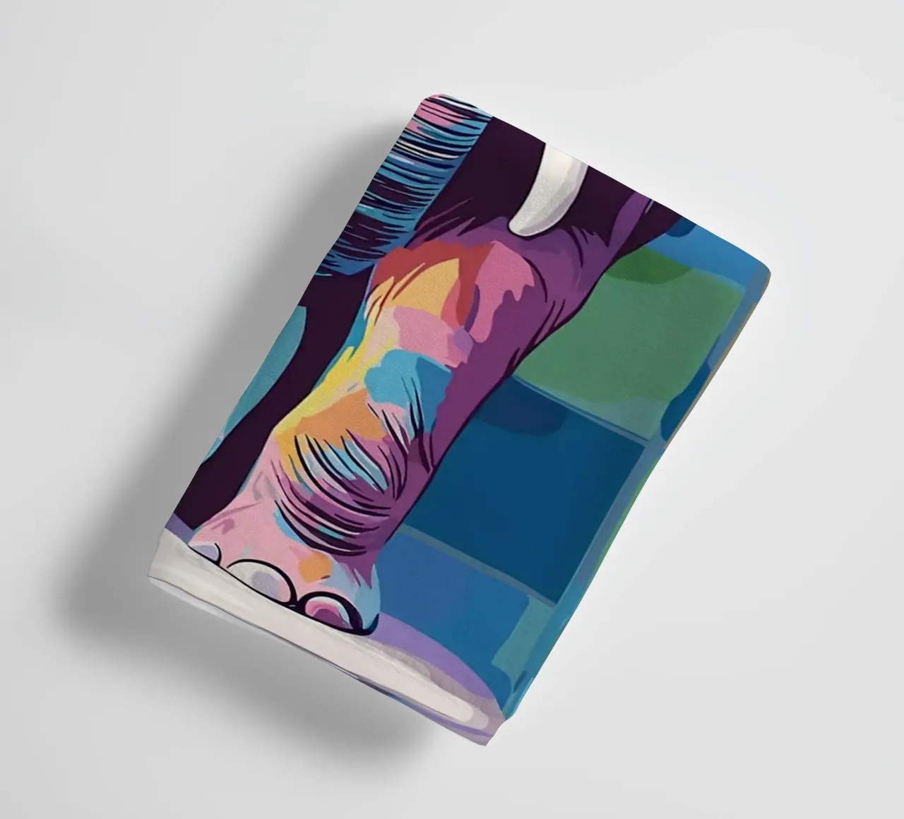 Kleurrijke olifant met wc-papierrol badhanddoek van JoyWalkerShop