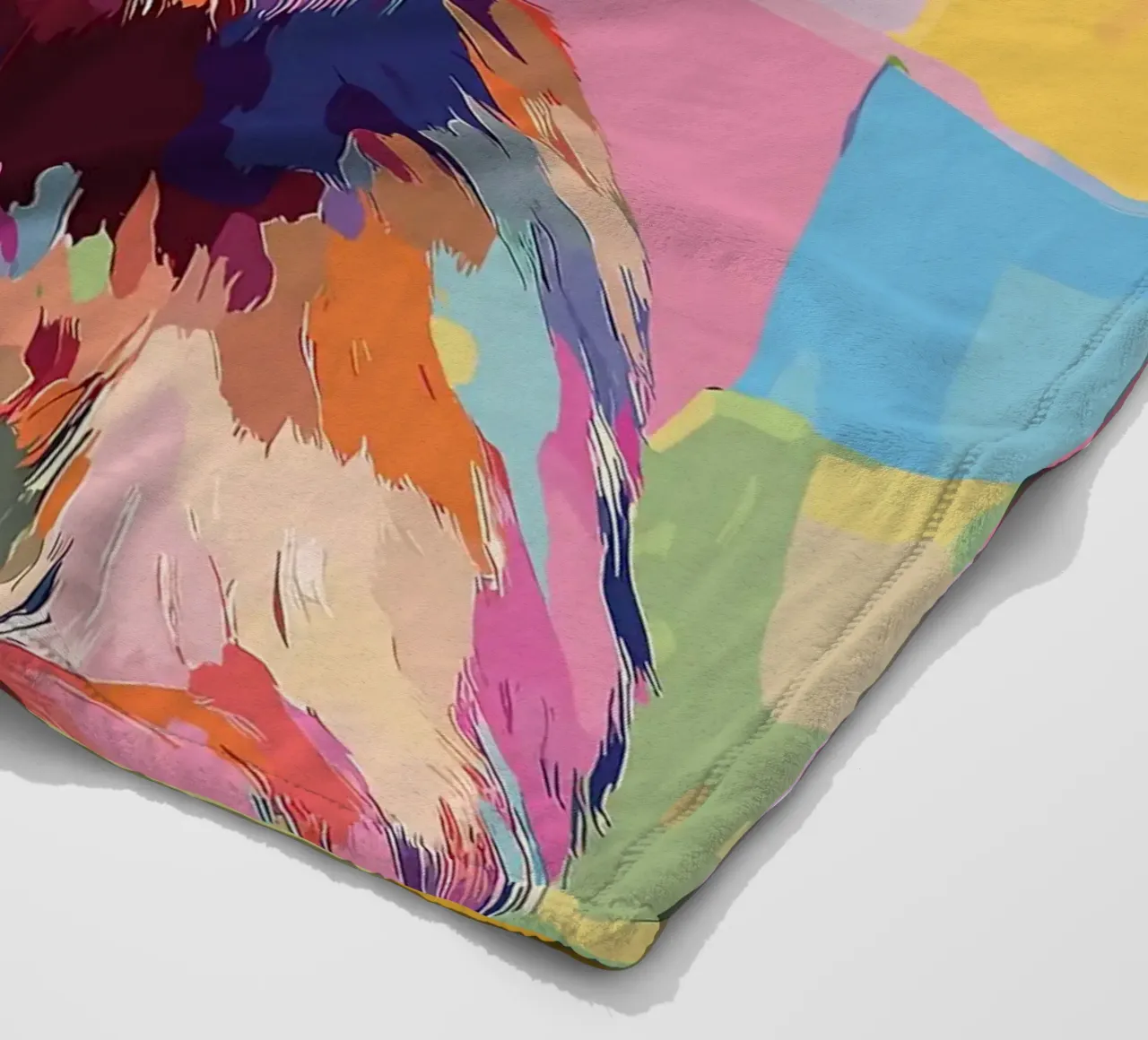 Scimmia colorata con cappello di carta igienica coperta in pile da JoyWalkerShop